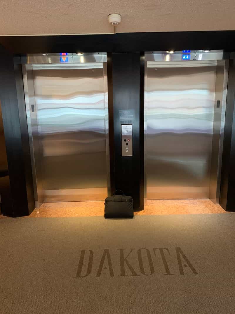elevator 2